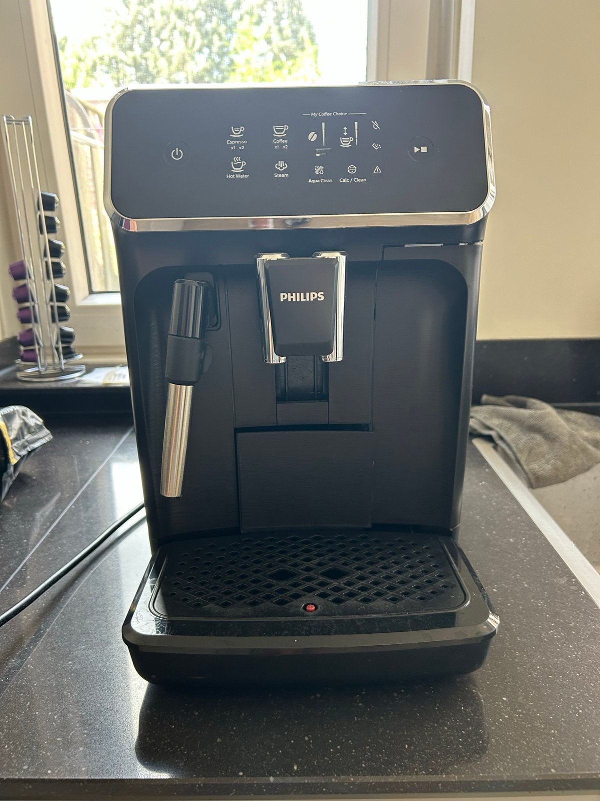 Philips 2200-serie Volautomatische Espressomachine, Witgoed en Apparatuur, Koffiezetapparaten, Ophalen, Afneembaar waterreservoir