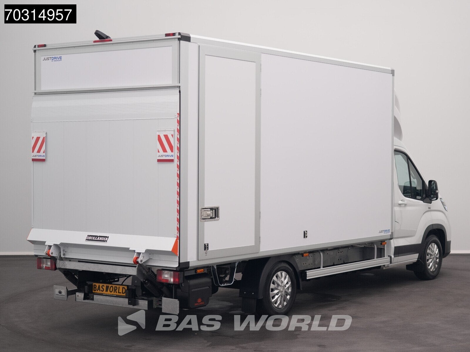 Maxus eDeliver 9 100% Elektrisch 65kWh Dhollandia Laadklep B, Automaat, Stof, 250 kg, Maxus