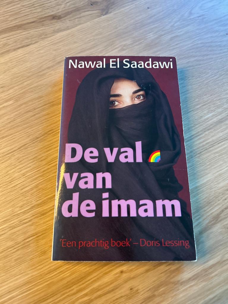 De val van de imam - Nawal El Saadawi (Rainbow Pocketboek), Ophalen of Verzenden, Gelezen, Europa overig