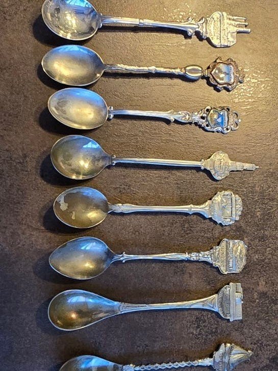 8 vintage steden souvenir- theeepeltjes te koop, Ophalen of Verzenden