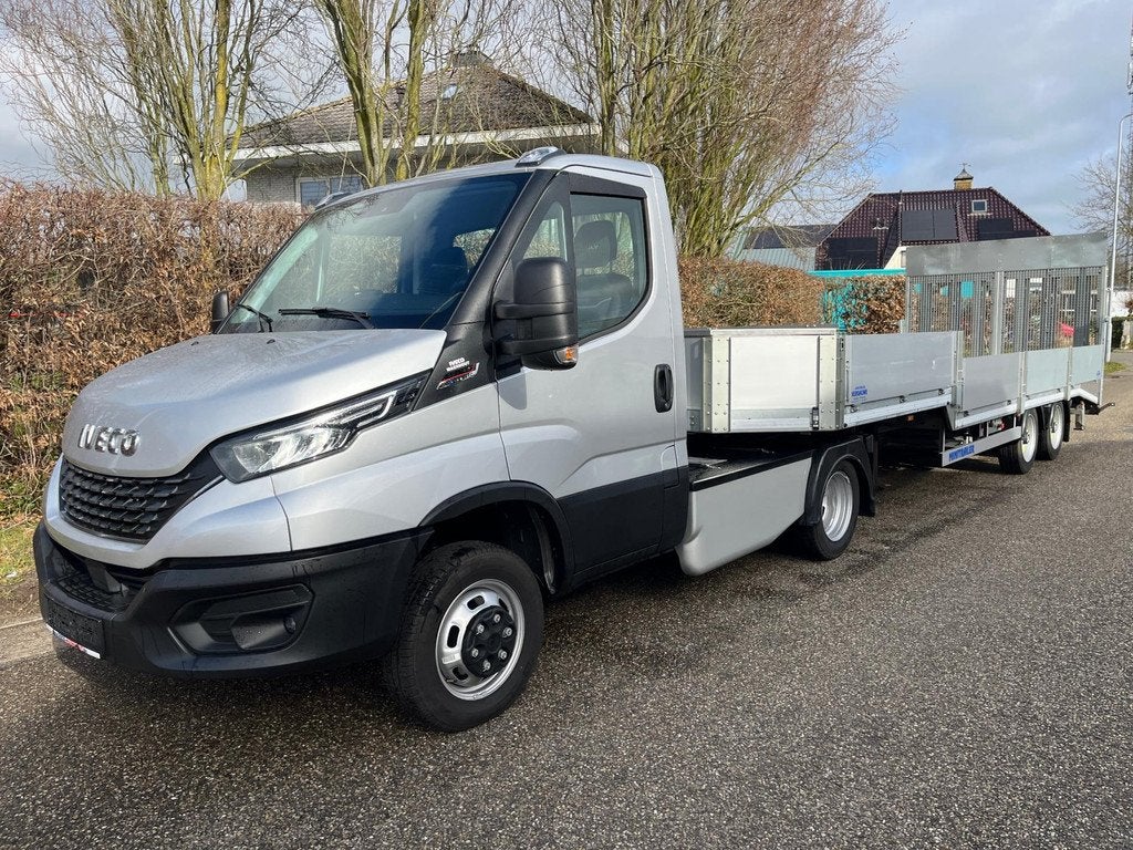 Iveco Daily 35C18 / 50c18 Hi matic Be trekker + be oplegger, Automaat, Achterwielaandrijving, Gebruikt, 4 cilinders