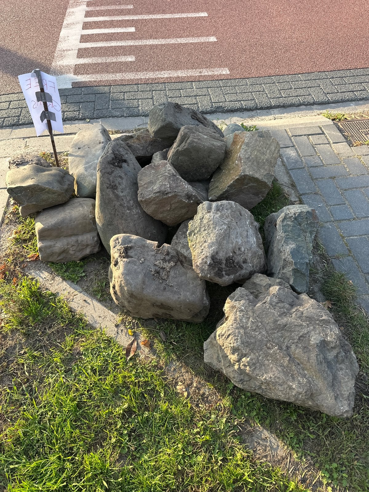 Gratis grote sier keien voor de tuin ter decoratie, Tuin en Terras, Ophalen, Gebruikt, Grijs, Kei