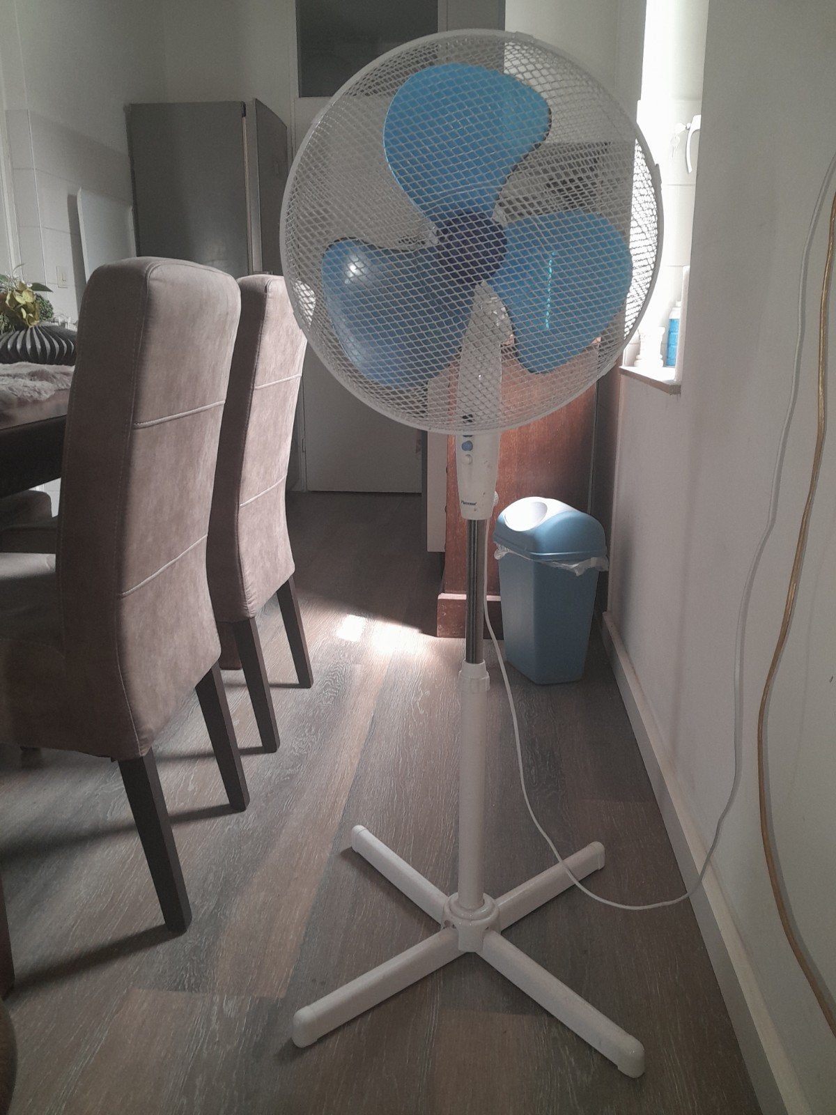 Ventilator, Huizen en Kamers, Kamers te huur