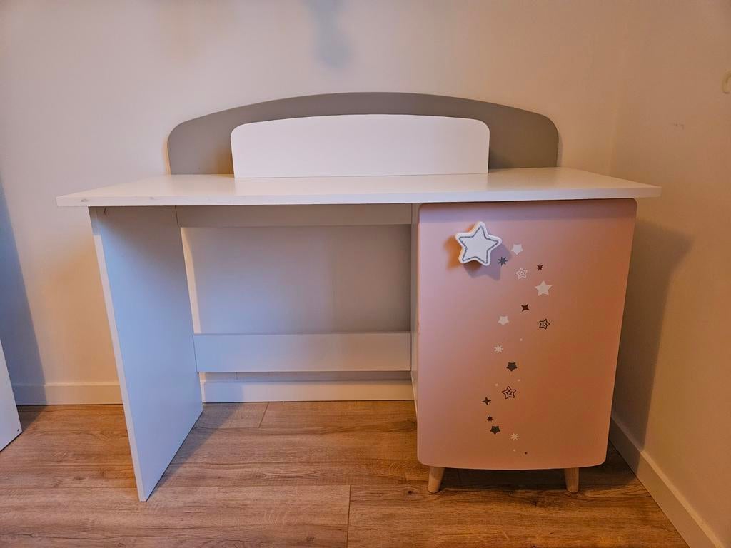 Meisje bureau, Ophalen, Zo goed als nieuw, Meisje