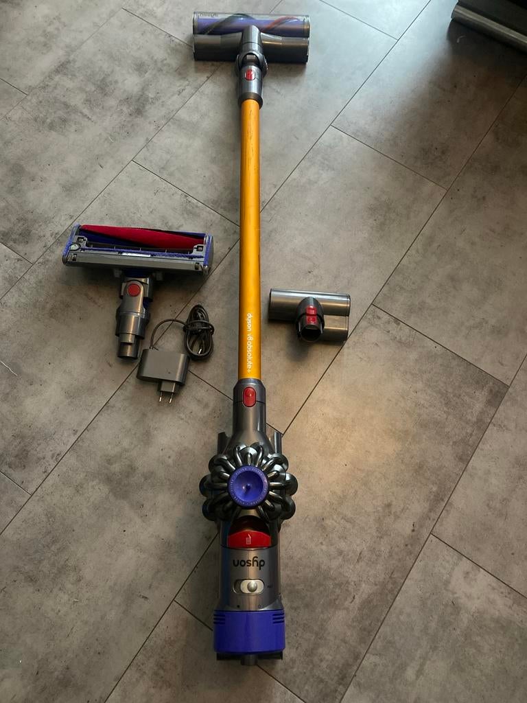 Dyson V8 Absolute draadloze steelstofzuiger, Witgoed en Apparatuur, Stofzuigers, Gebruikt, Stofzuiger, Minder dan 1200 watt, Reservoir