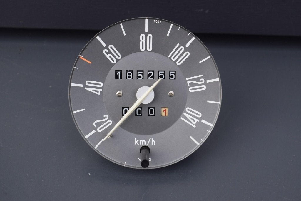 GEZOCHT: Snelheidsmeter / km-teller VW T2 1974, Auto-onderdelen, Dashboard en Schakelaars, Ophalen of Verzenden, Gebruikt