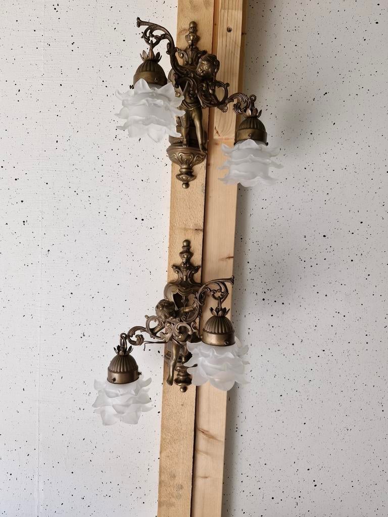 Twee antieke bronzen cupido engelen wandlampen  goede staat, Antiek en Kunst, Ophalen of Verzenden