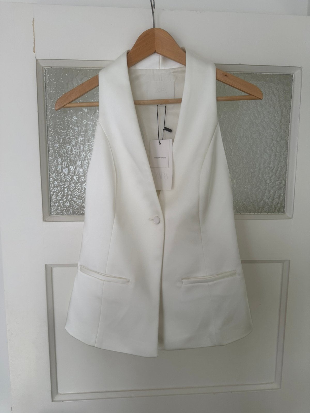 Gilet van zara wit, Ophalen of Verzenden, Zo goed als nieuw, Maat 38/40 (M), Wit