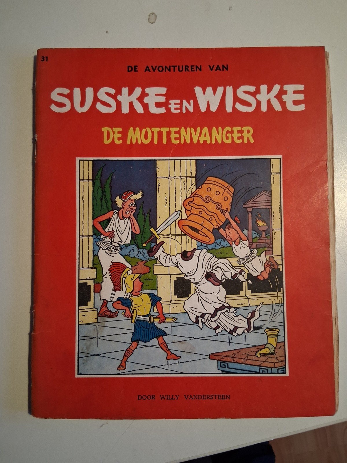 RV 31 , De Mottenvanger , 1960  Suske en Wiske, Gelezen, Willy Vandersteen, Eén stripboek, Ophalen of Verzenden