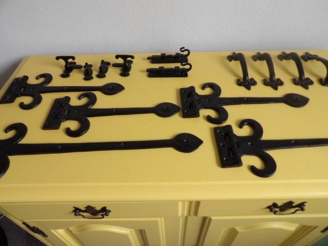 SET SMEEDIJZEREN DEURBESLAG (RUSTIEK), Ophalen of Verzenden, Gebruikt, IJzer, Klink of Kruk
