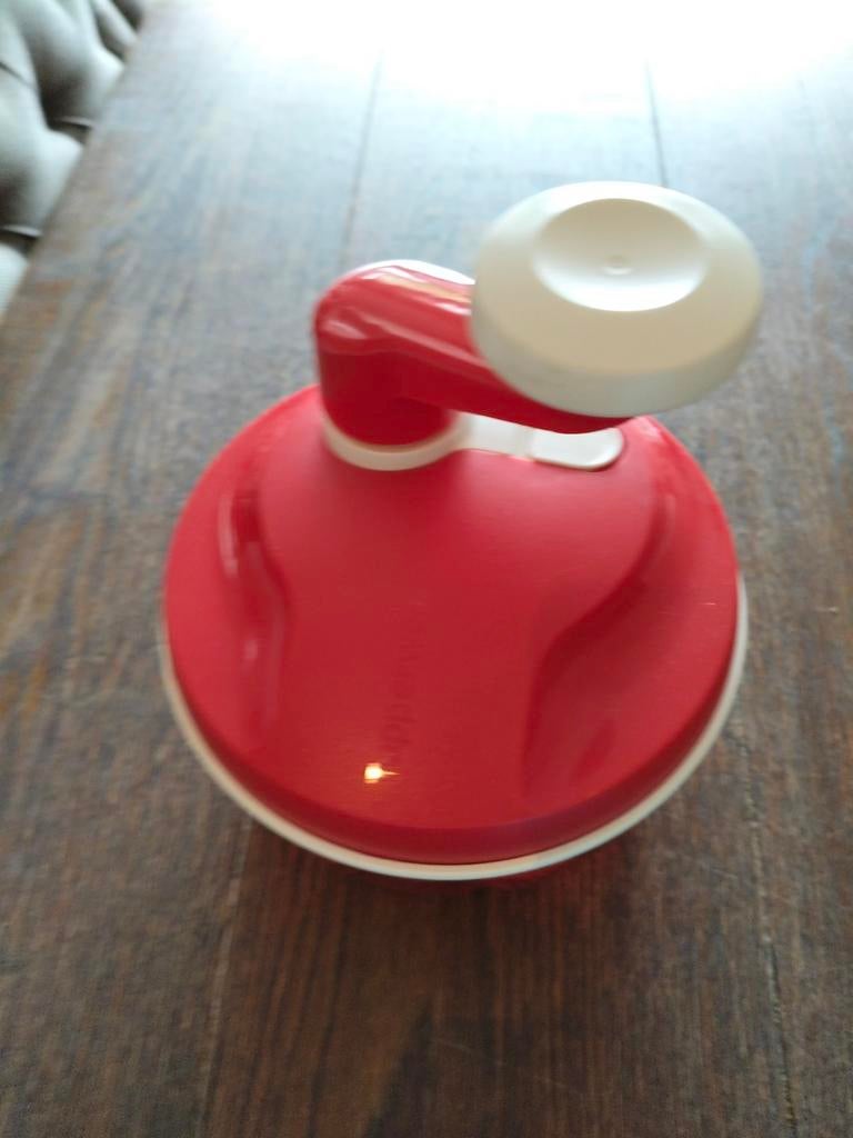 Tupperware Quick Chef Rood - Handige Keukenhulp, Huis en Inrichting, Keuken | Tupperware, Gebruikt, Overige typen, Rood, Ophalen of Verzenden