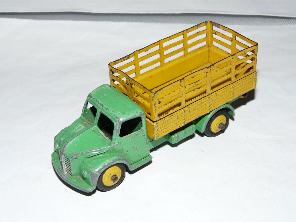 Dinky Toys - 343 - Dodge Farm Produce Wagon, Hobby en Vrije tijd, Modelauto's | 1:43, Ophalen, Gebruikt, Auto, Dinky Toys