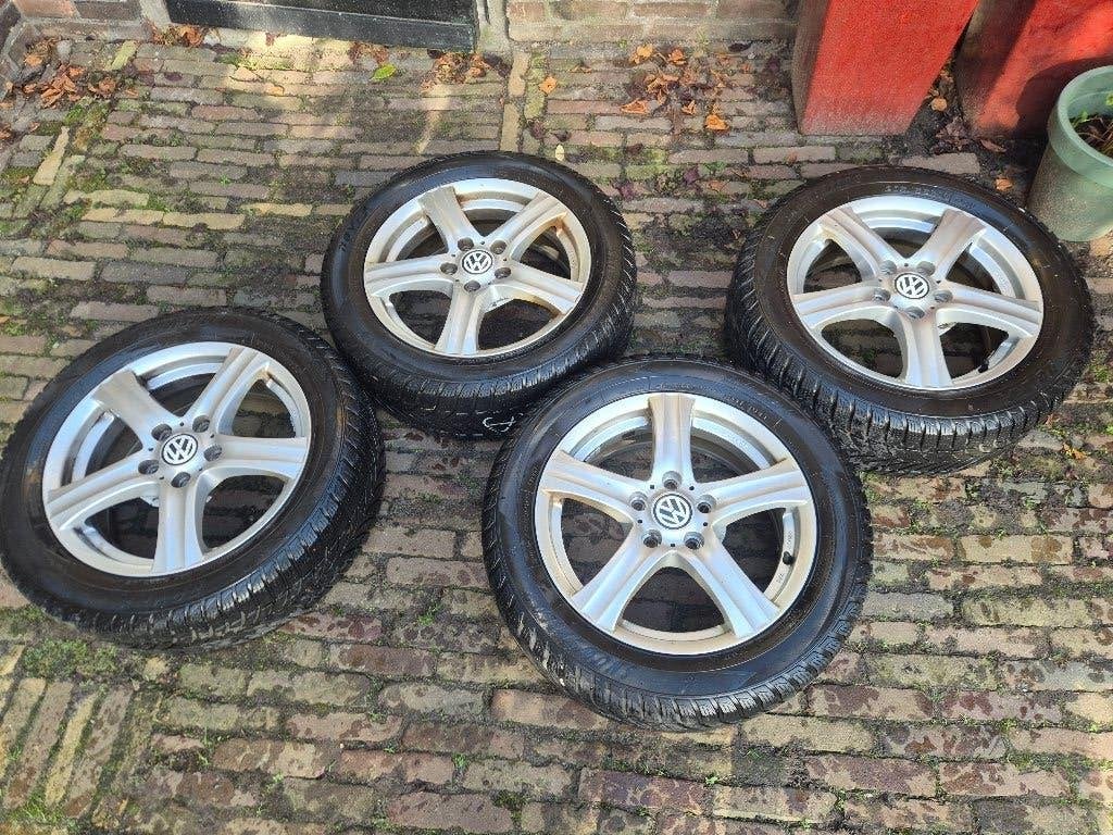 16 inch Lichtmetalen velgen + winterbanden set, Ophalen, Gebruikt, 16 inch, Banden en Velgen