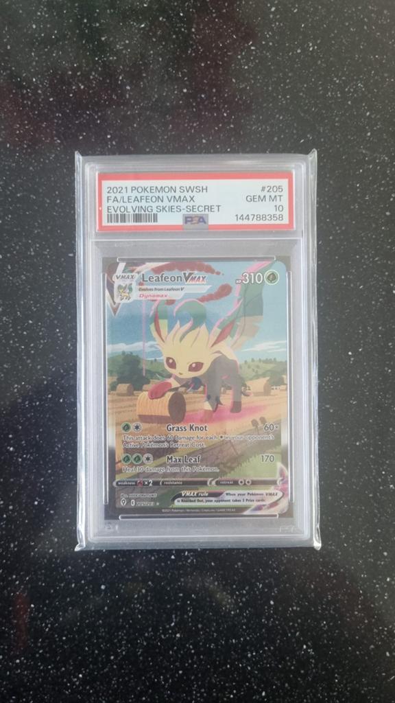 Leafeon VMAX 205/203 PSA 10, Ophalen of Verzenden, Nieuw, Losse kaart, Foil