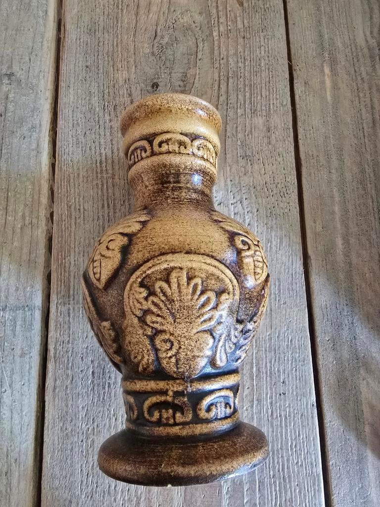 Vintage vaas met reliëf, 20 cm hoog, Ophalen of Verzenden