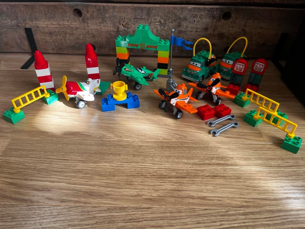 Duplo van Planes Dusty inc Kinderkoffer met portemonnee, Ophalen, 40 tot 60 cm, 30 cm of meer, Gebruikt