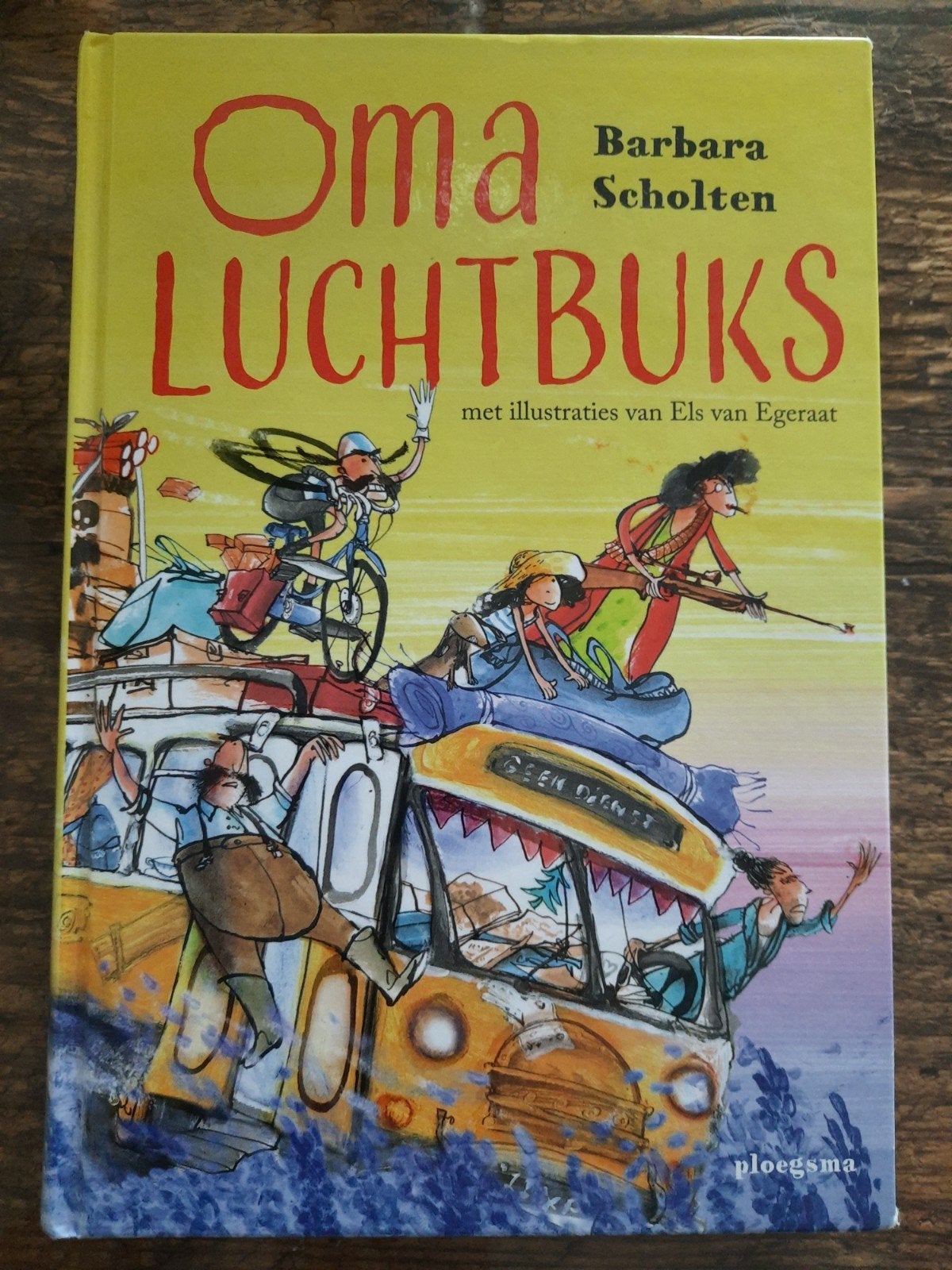Oma Luchtbuks - Avontuurlijk kinderboek, Ophalen of Verzenden, Zo goed als nieuw, Barbara Scholten, Fictie