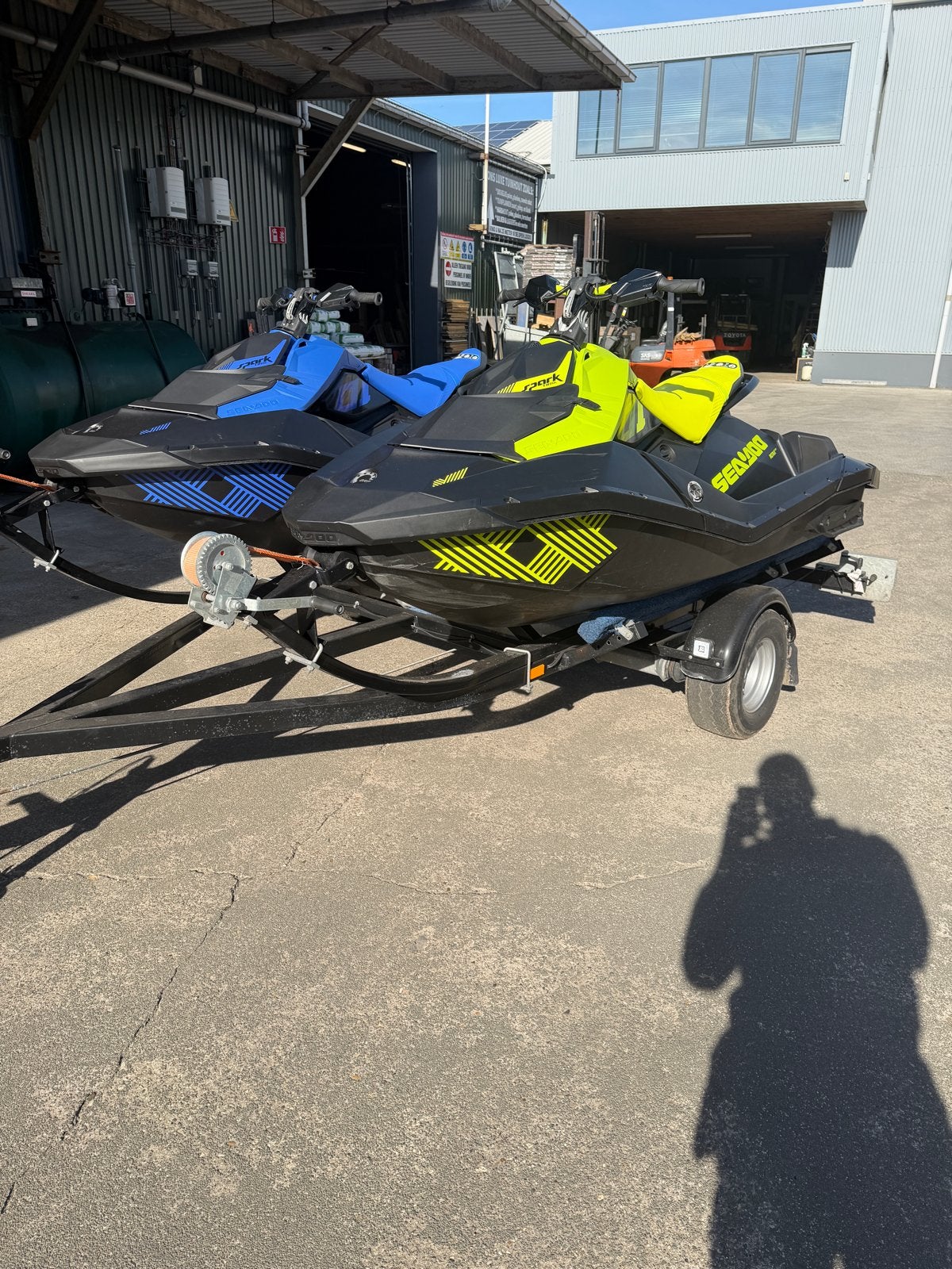 2x Sea-Doo Spark Trixx met trailer, Watersport en Boten, Jetski's en Waterscooters, Ophalen, Zo goed als nieuw, Benzine, 70 tot 120 pk