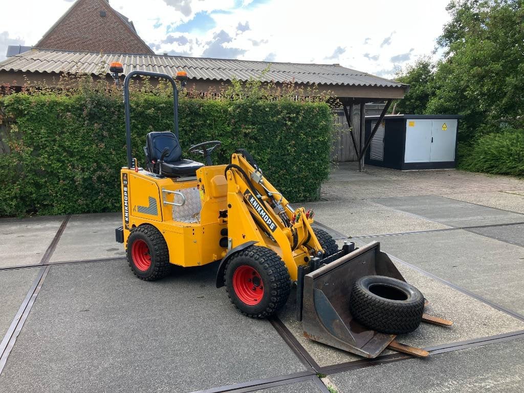 Knikmops 100 minishovel | 560u | (bj 2021), Wiellader of Shovel