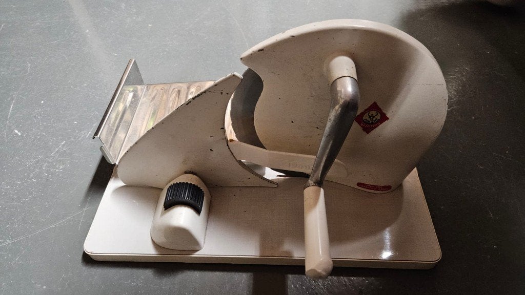 Vintage handmatige snijmachine, Ophalen