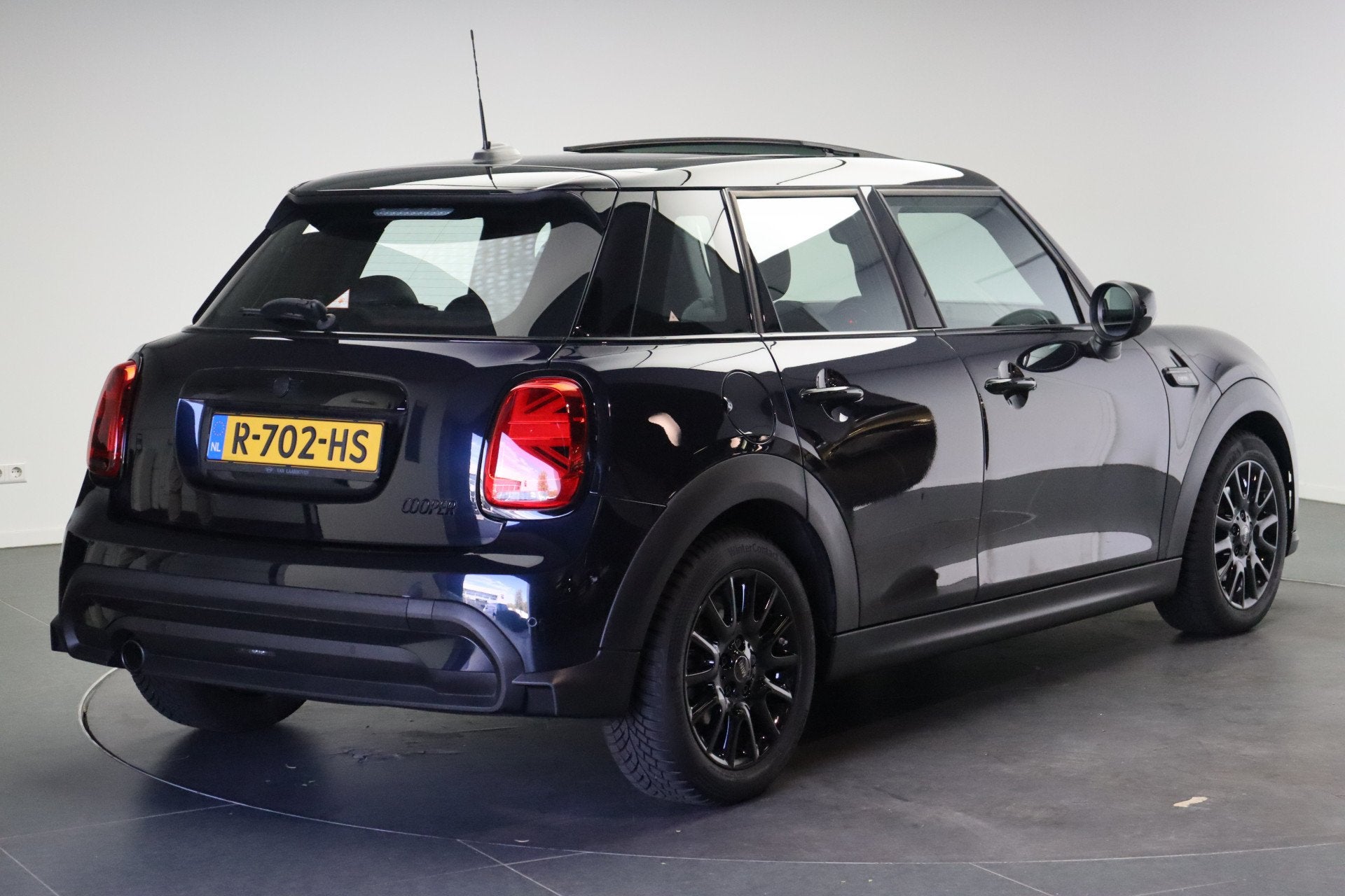 MINI Hatchback Cooper Camden Classic Automaat / Panoramadak, Auto's, Dealer onderhouden, 136 pk, Met garantie (alle), Blauw