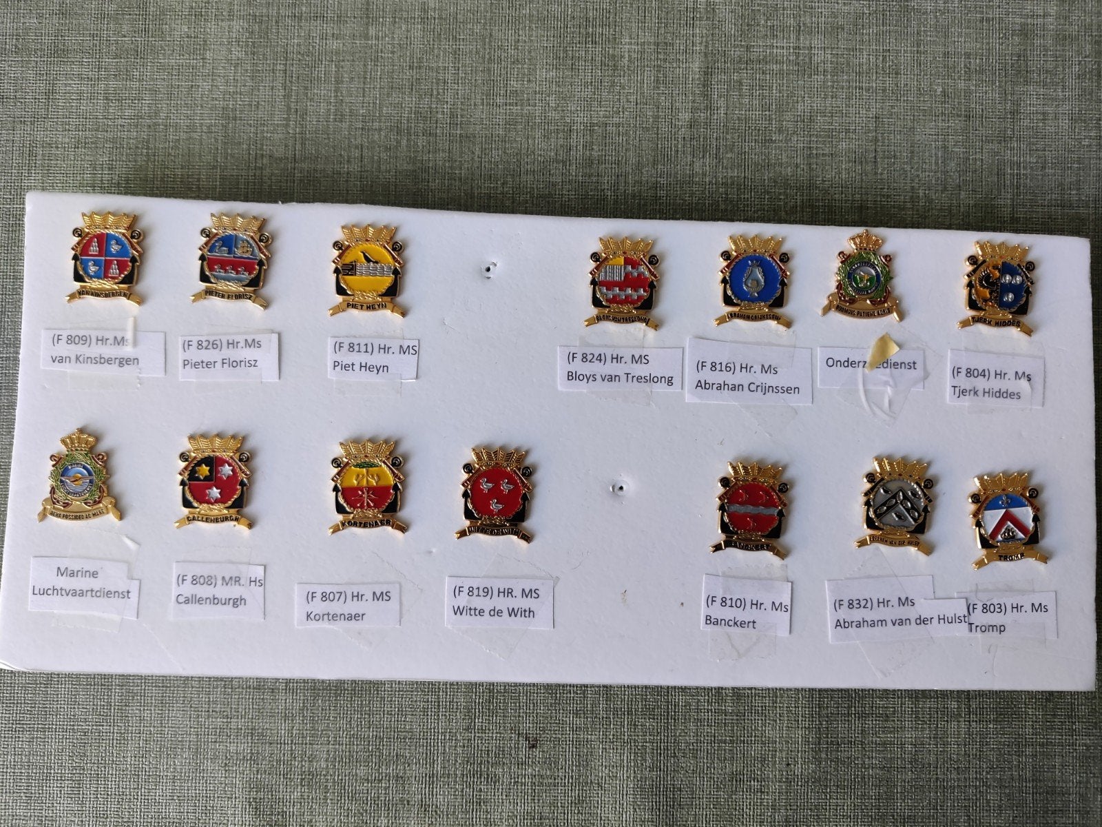 Diverse speldjes marine, Verzenden, Marine, Nederland, Embleem of Badge