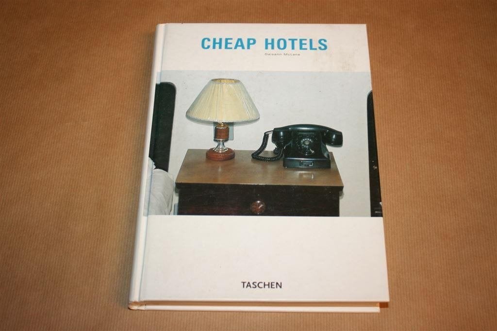 Cheap Hotels, Ophalen of Verzenden, Gelezen, Europa