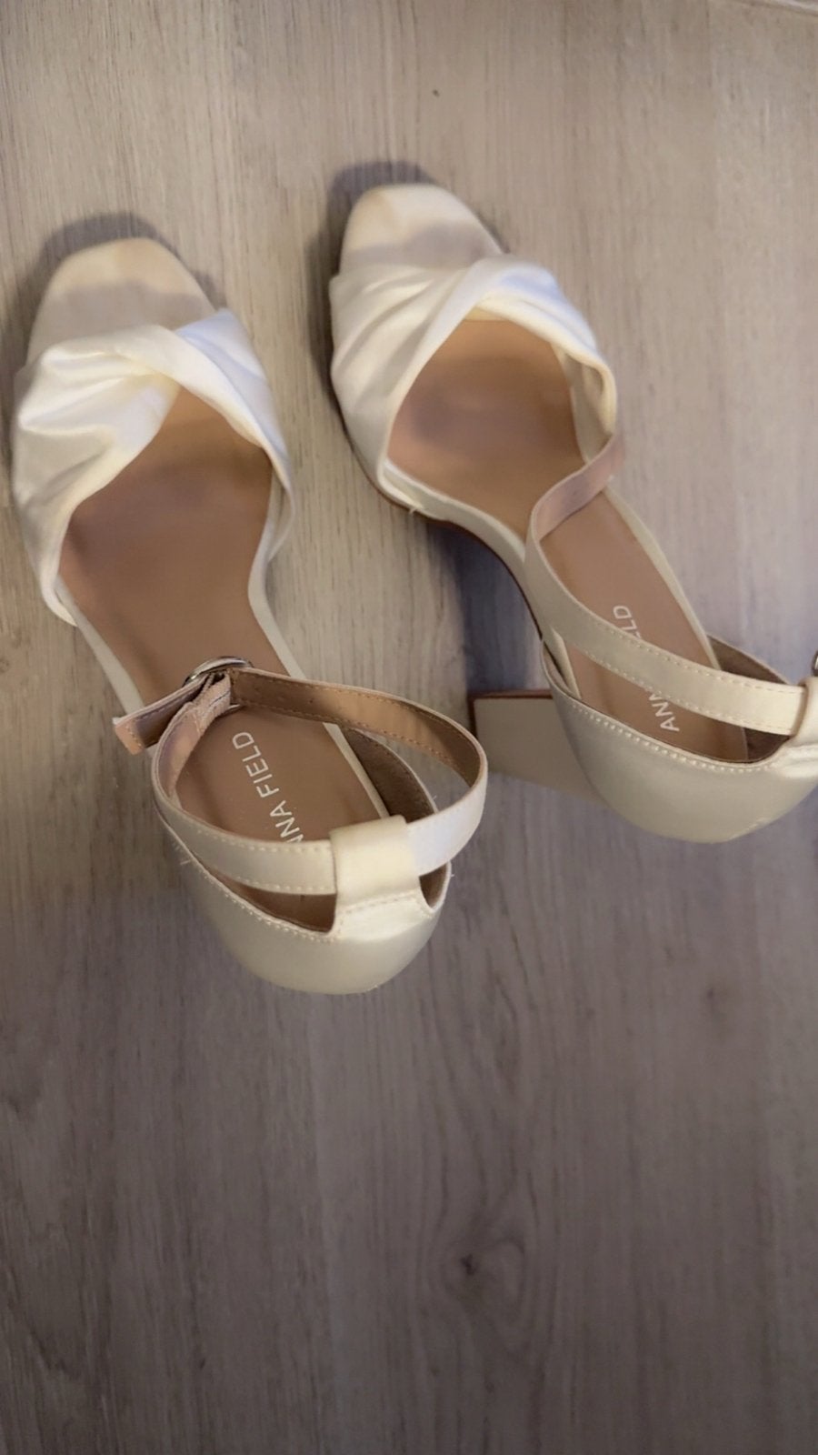 Witte Anna Field sandalen met blokhak, Kleding | Dames, Ophalen, Zo goed als nieuw, Wit, Sandalen of Muiltjes