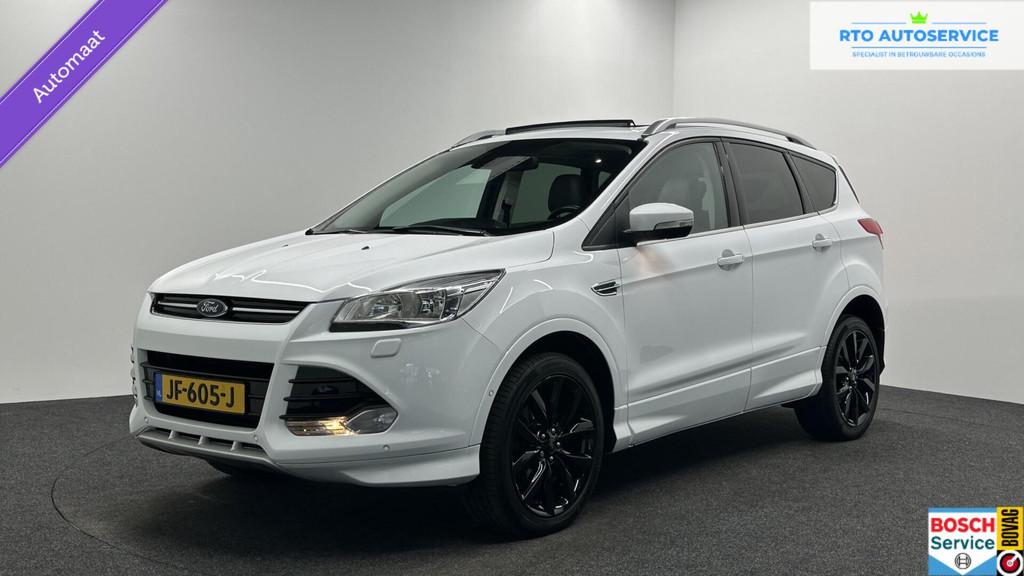 Ford Kuga 1.5 Titanium Styling Pack 4WD PANO TREKHAAK NAVI C, Auto's, Automaat, 4 cilinders, Wit, Bedrijf