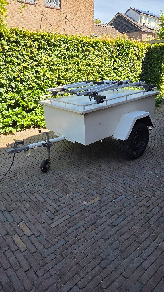 Ruime bagagewagen evt. met fietsendragers en/of dakkoffer, Ophalen, Gebruikt
