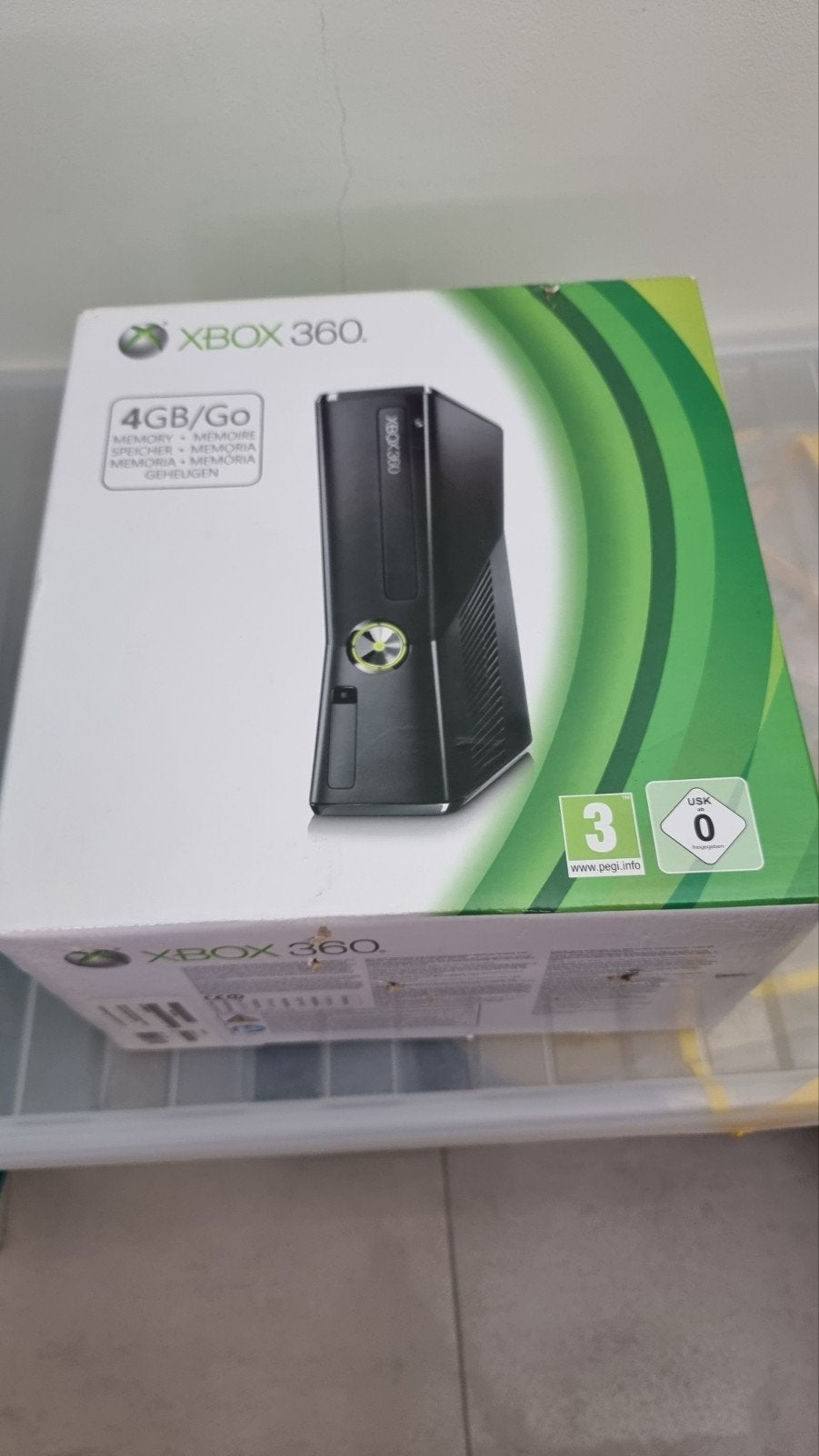 Xbox 360 Console 4GB Nieuw in Doos, Spelcomputers en Games, 360 S, 4 GB, Nieuw, Ophalen of Verzenden