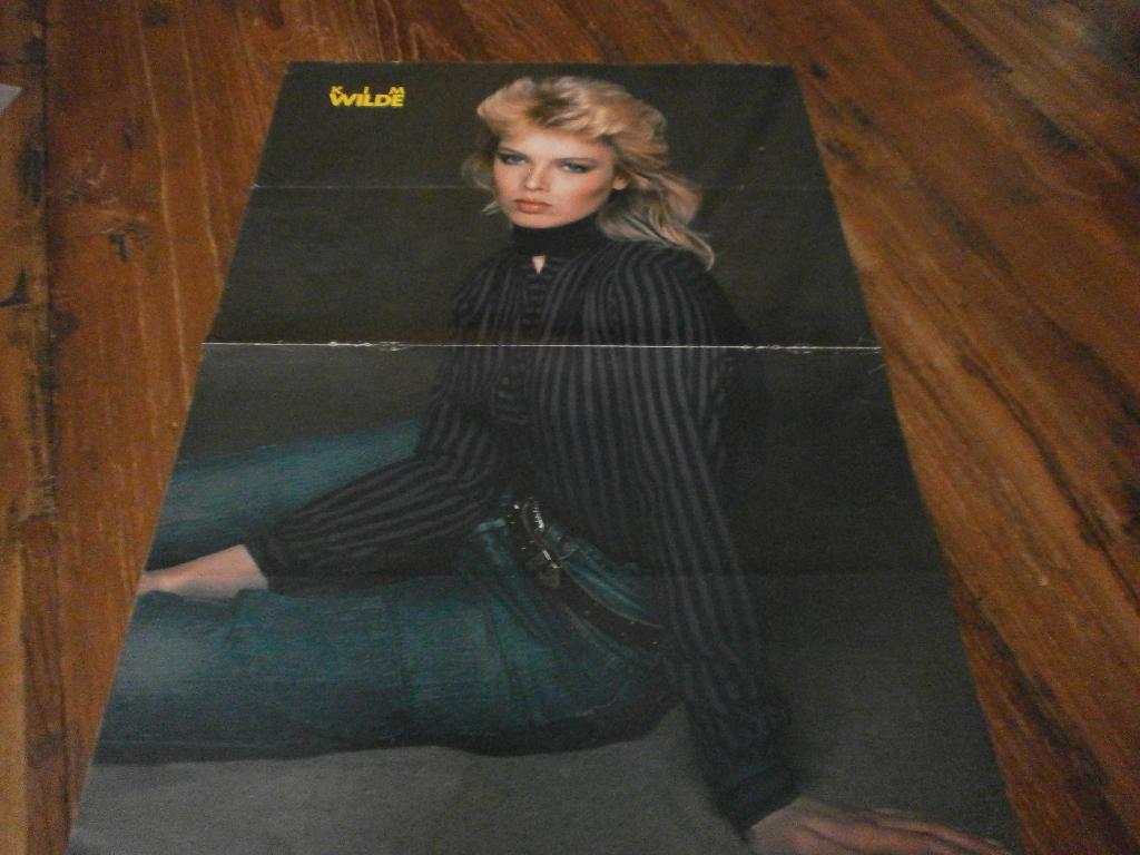 leuke a3 poster jaren 80  Kim Wilde  / Hans de Booy, Verzenden, Zo goed als nieuw, A1 t/m A3, Muziek