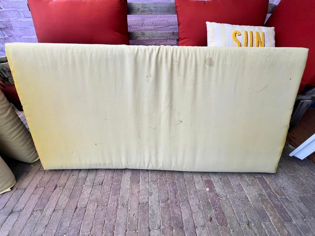 Tuinkussens lanterfant liv gratis of huisdierkussen, Tuin en Terras, Tuinsets en Loungesets, Ophalen, Zo goed als nieuw, Overige materialen