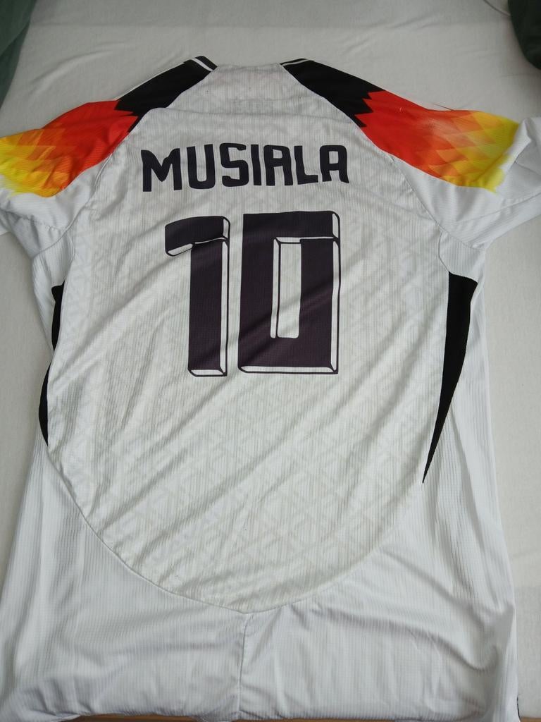 Duitsland Thuisshirt 2022/2023 Musiala #10 - Maat M, Ophalen of Verzenden