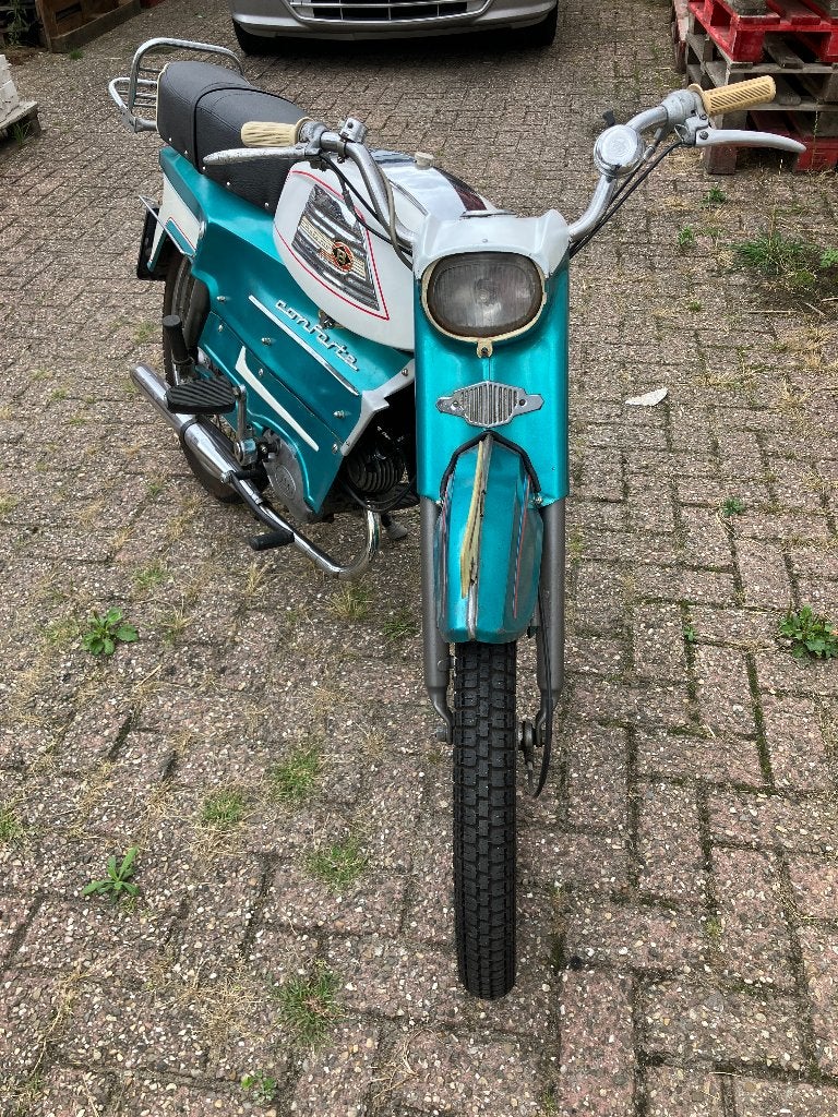 batavus conforte 1964 met kenteken .rijdt super, Fietsen en Brommers, Ophalen, Maximaal 45 km/u, Batavus, 2 versnellingen