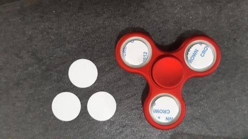16 NIEUWE rode Spinners, fidget toys, personaliseerbaar, Verzamelen, Ophalen of Verzenden, Nieuw