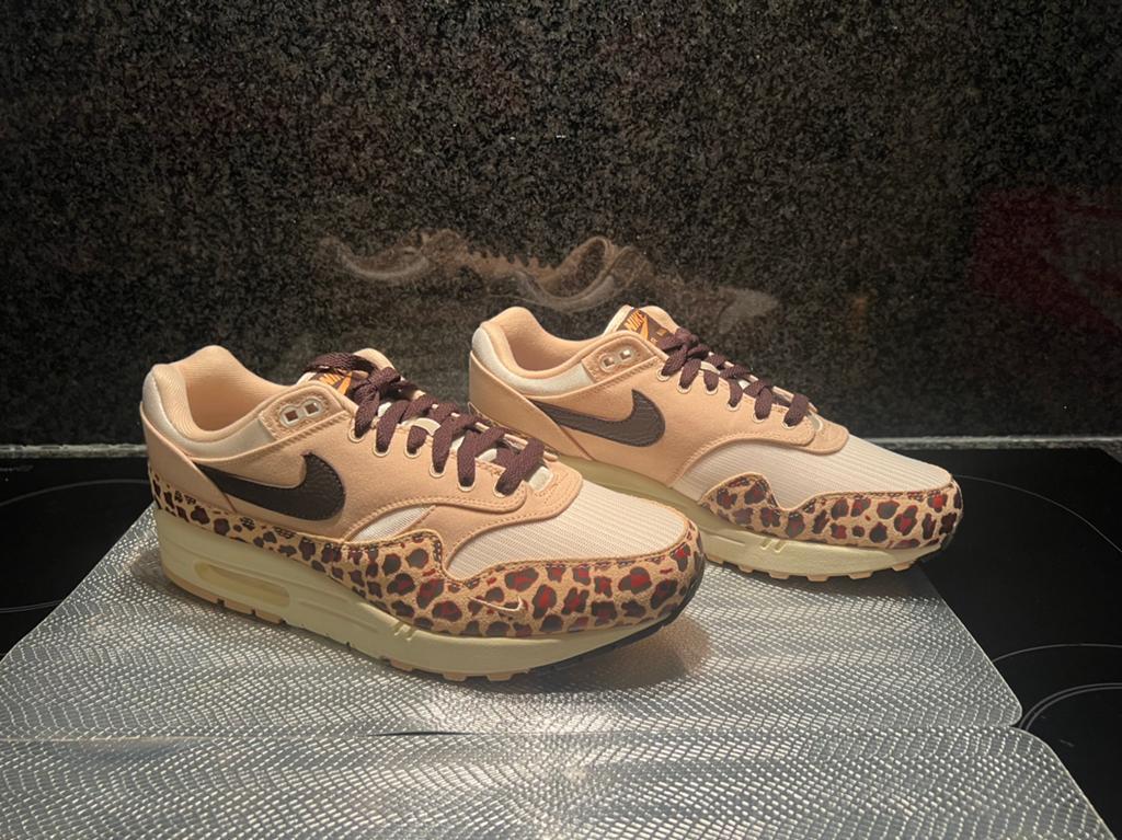 Nike Air Max 1 '87 "Leopard Print" EU44, Overige kleuren, Nieuw, Ophalen of Verzenden, Sneakers of Gympen