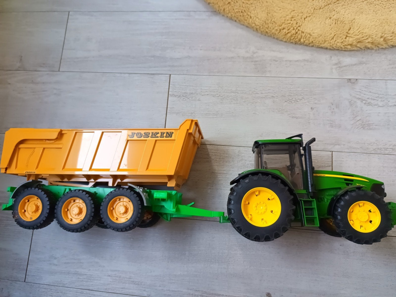 Bruder John Deere tractor met Joskin kiepwagen, Ophalen, Zo goed als nieuw