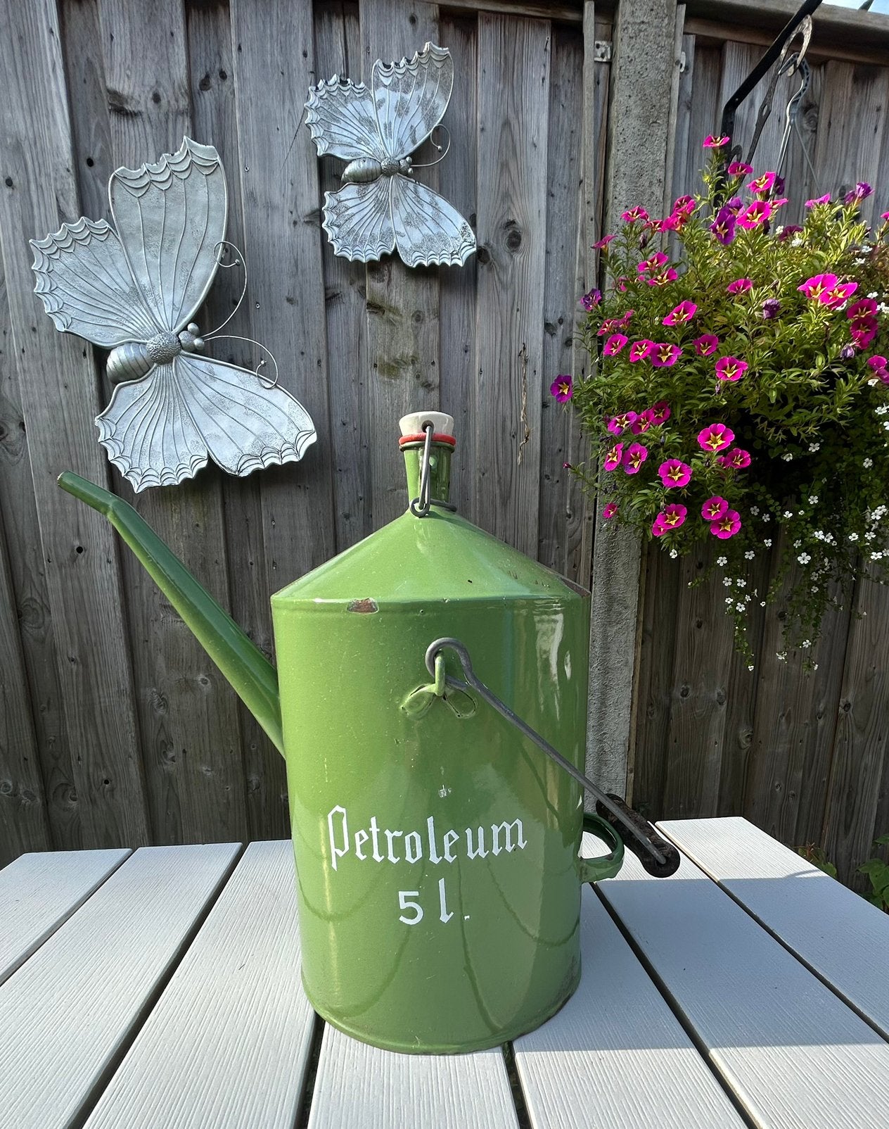 Emaille Petroleum kan, Antiek en Kunst, Verzenden