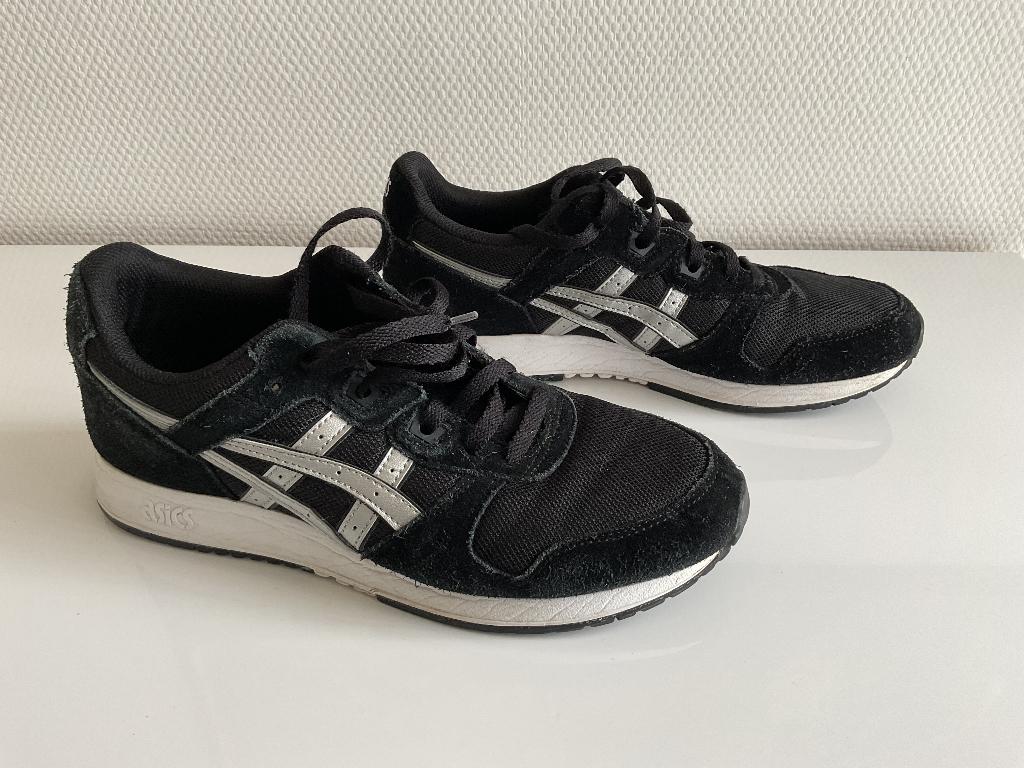 ASICS mt 40,5 zwart dames sneakers, Zwart, Ophalen of Verzenden, Sneakers of Gympen, Zo goed als nieuw