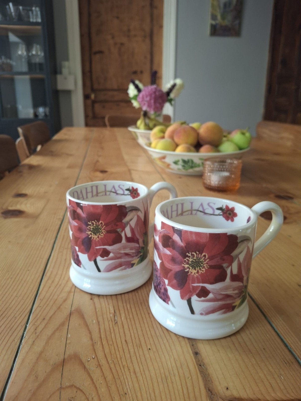 Emma Bridgewater Flowers Dahlias, Antiek en Kunst, Verzenden