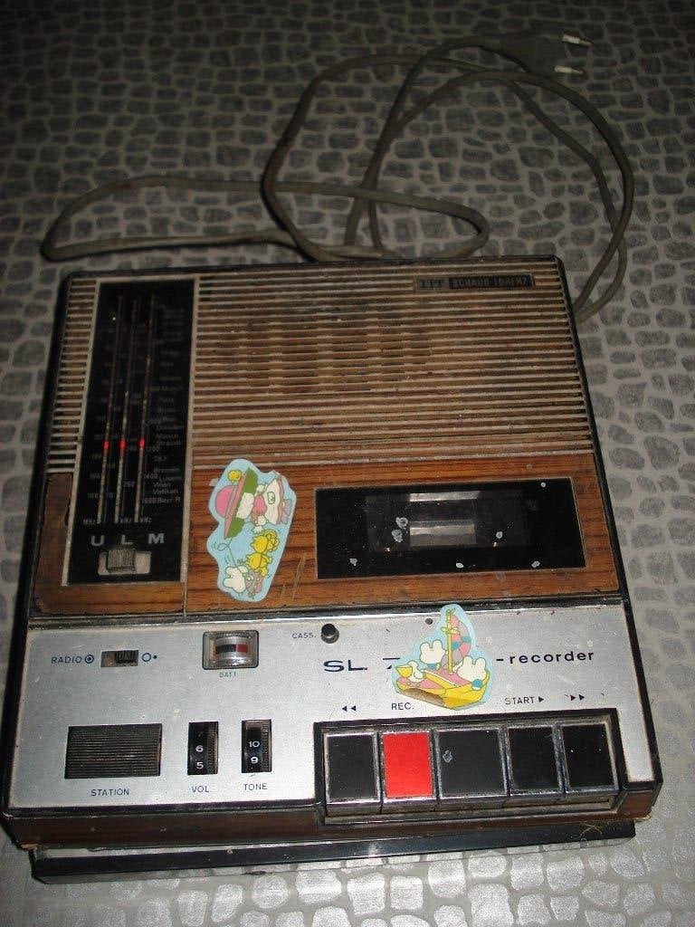 radio recorder Schaub Lorenz SL75   oudje, Audio, Tv en Foto, Radio's, Ophalen of Verzenden, Niet werkend, Overige typen