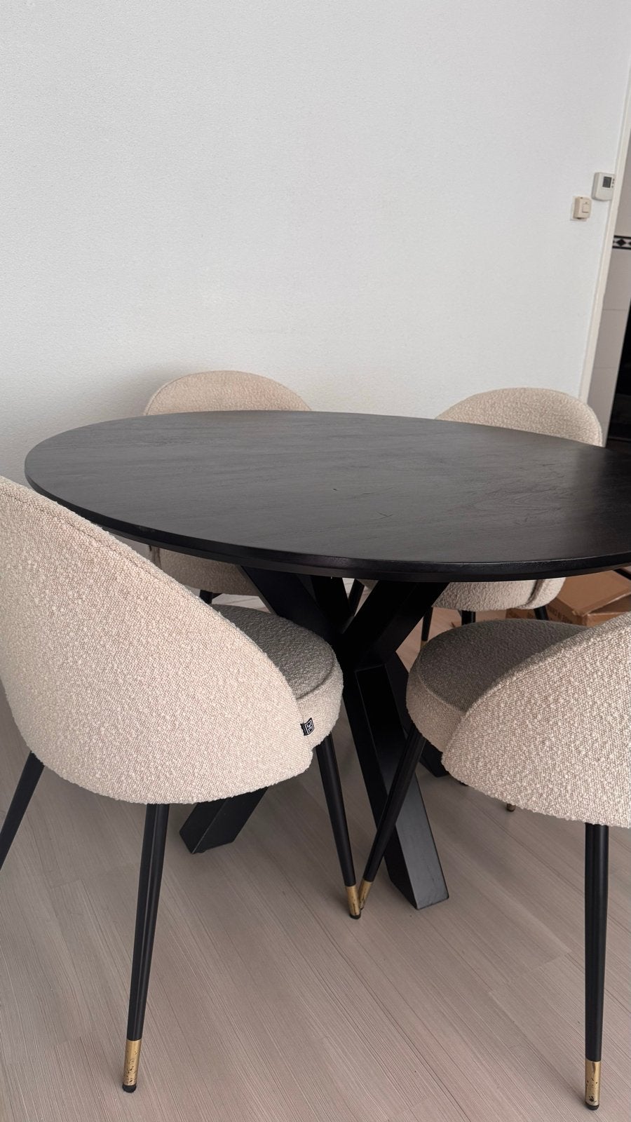 Eicholtz eetkamerstoelen en ronde eettafel en salontafel, Huis en Inrichting, Ophalen, 100 tot 150 cm, Zo goed als nieuw, 150 tot 200 cm