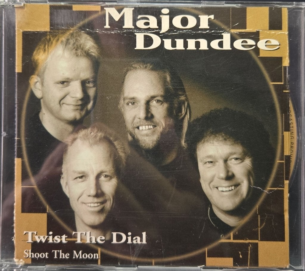 Major Dundee ‎– Twist The Dial / Shoot The Moon = 2x 0,99, Cd's en Dvd's, Cd Singles, Ophalen of Verzenden, Zo goed als nieuw