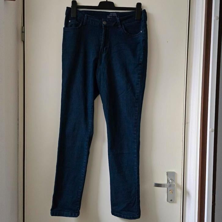 Spijkerbroek Maat 44, Blauw, Overige jeansmaten, Nieuw, Ophalen of Verzenden