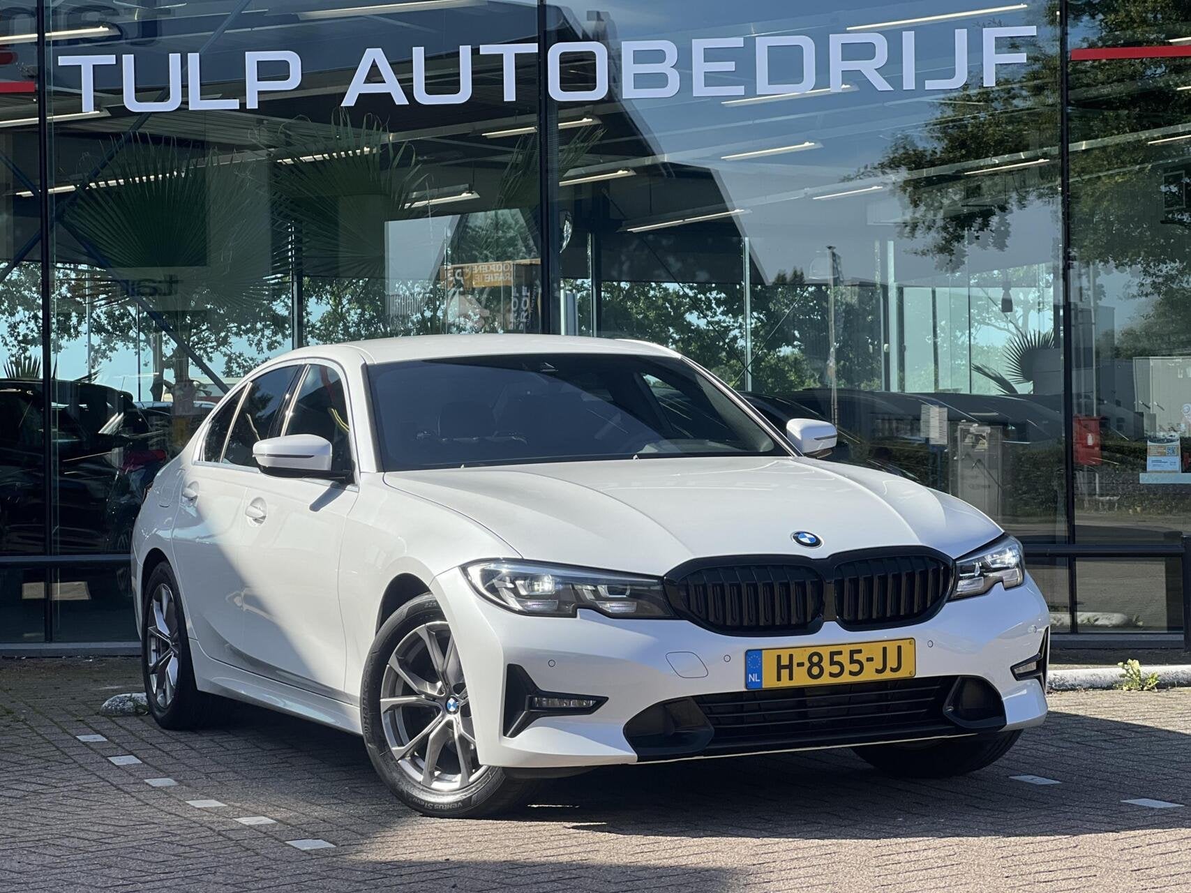 BMW 3-serie 320i Executive Edition Sportline Trekhaak NL NAP, Auto's, Automaat, Achterwielaandrijving, Gebruikt, 4 cilinders