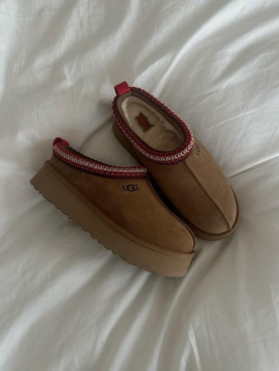 Ugg Tazz, Ophalen of Verzenden, Zo goed als nieuw