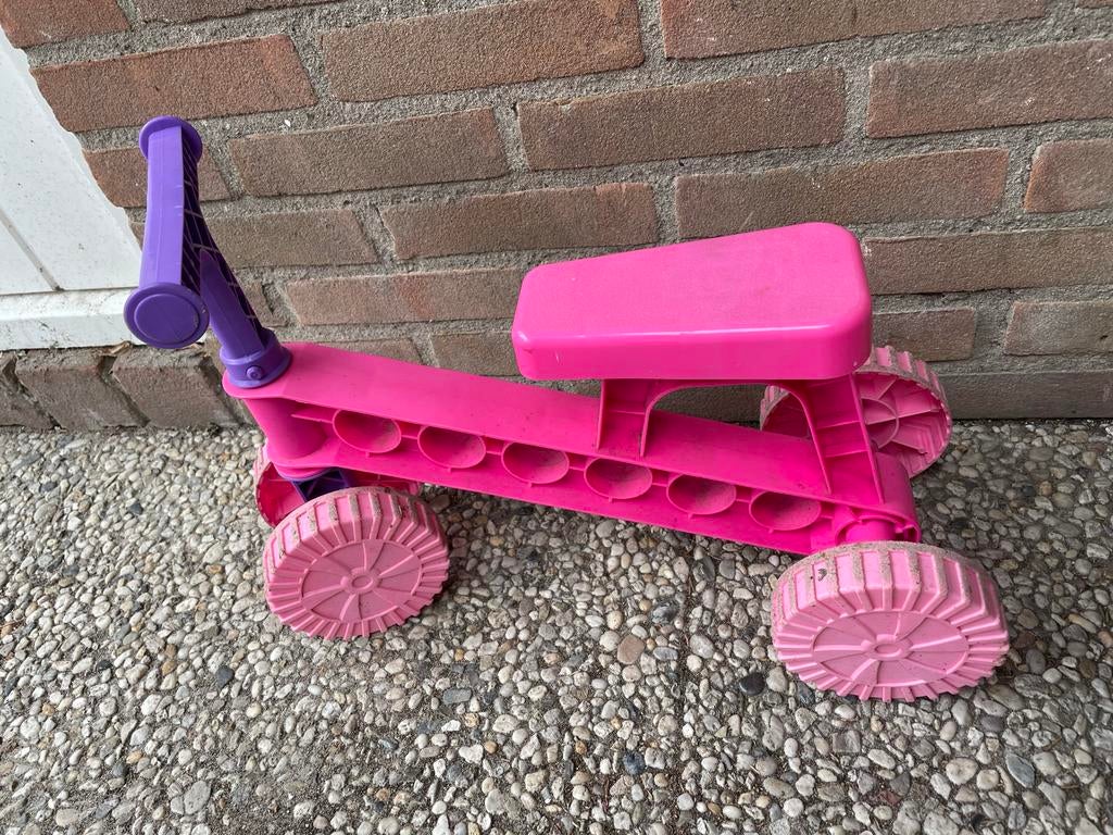 Roze plastic loopfietsje in goede staat, Ophalen, Zo goed als nieuw