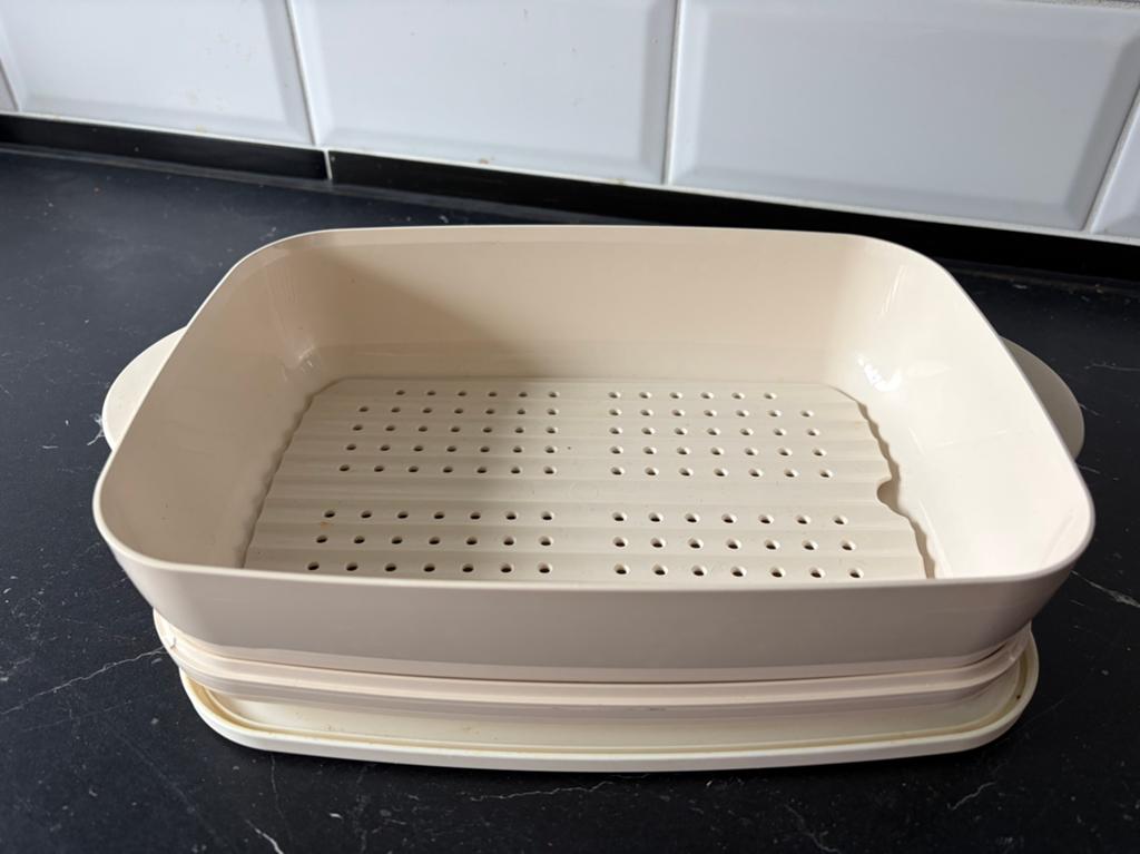 Tupperwave 200 Microplus schaal 1,7 ltr (4-delig), Huis en Inrichting, Keuken | Tupperware, Ophalen of Verzenden, Zo goed als nieuw