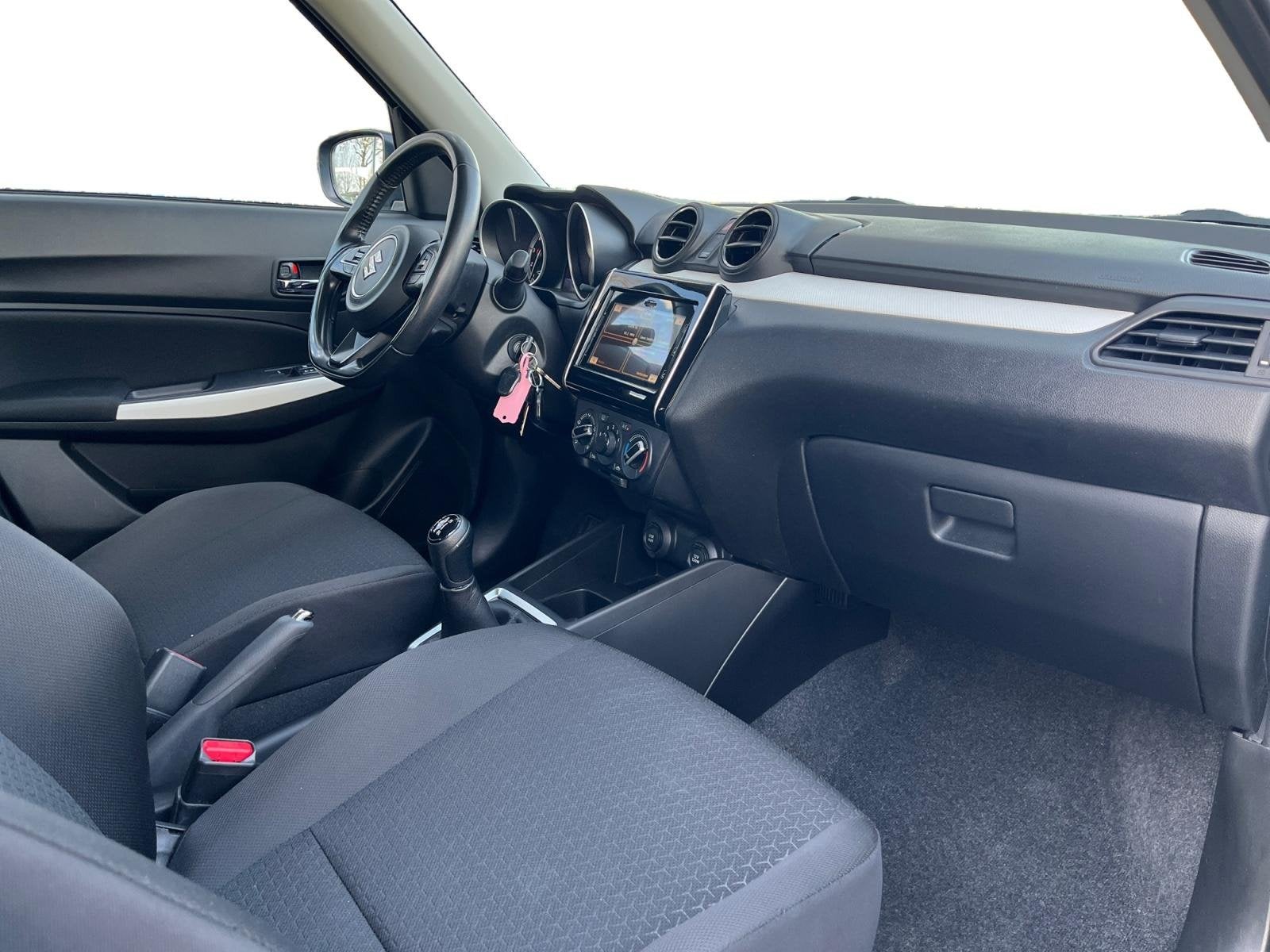 Suzuki Swift 1.2 Select Smart Hybrid | Stoelverwarming | App, 83 pk, Stof, Gebruikt, Euro 6